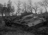 Panzerkampfwagen III har kjørt seg fast i gjøma
